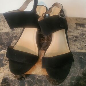 Black Chinese Laundry Women's Sandals